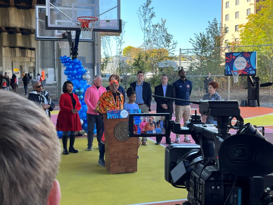 South End Neighborhood Association President JoAnn Morton addresses those gathered at the South End Connector.